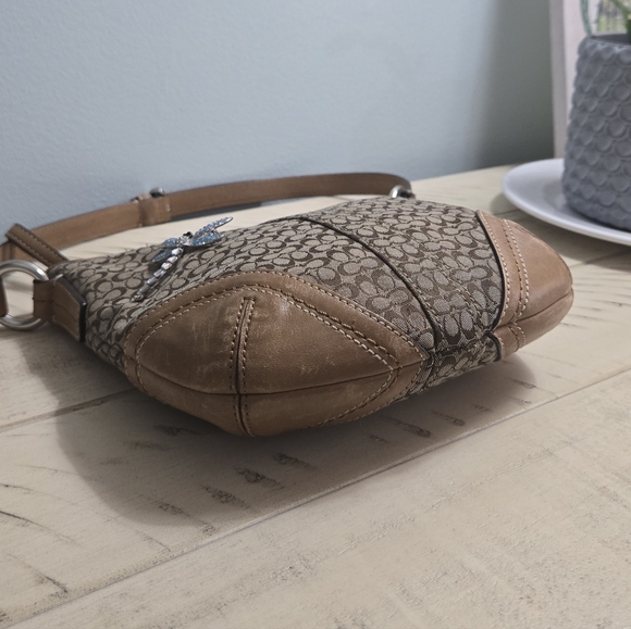 Coach Brown and Tan Shoulder Bag Strap Has Been Cut Shorter - Picture 10 of 13